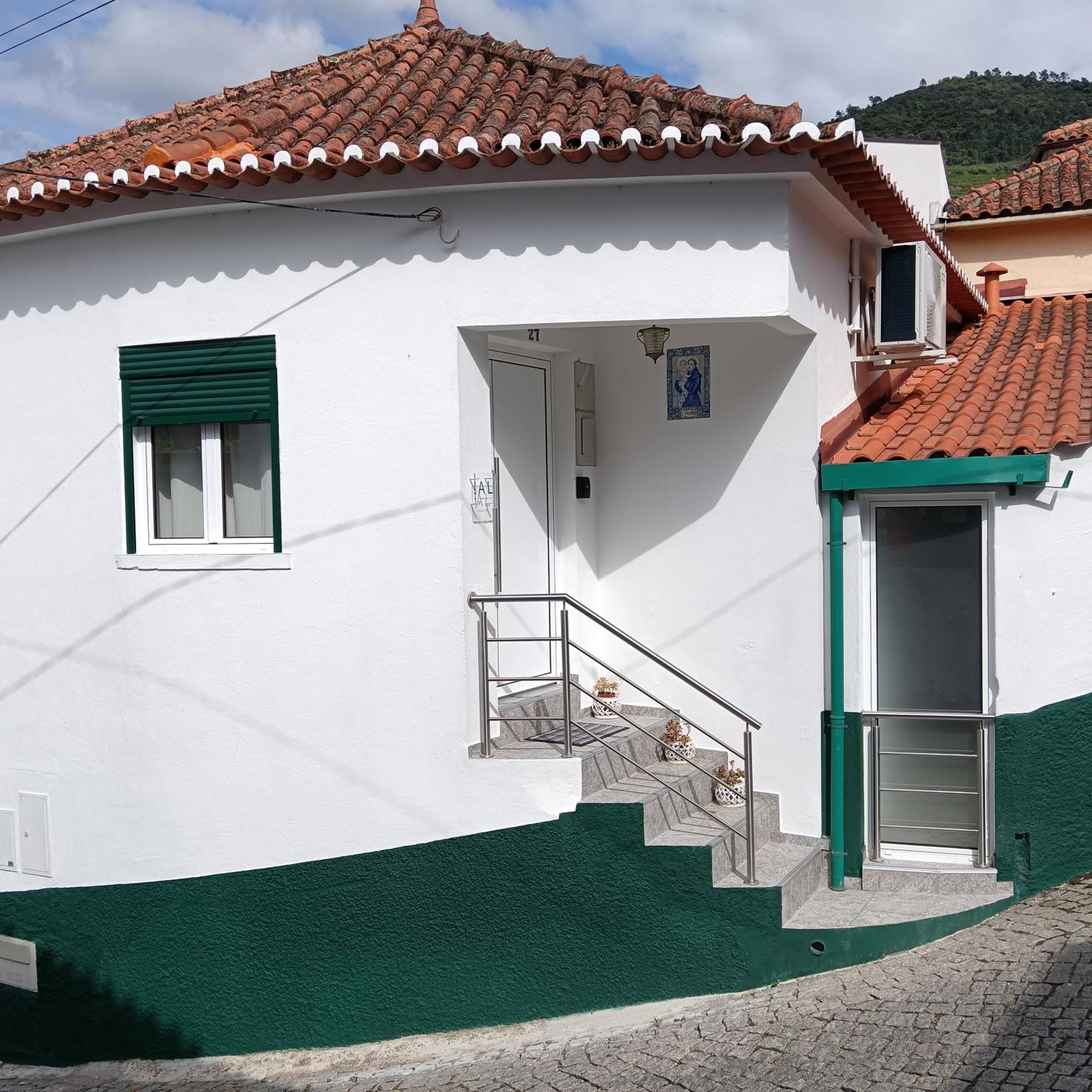 Casa Fonte Do Meio Folgosa  Exteriér fotografie